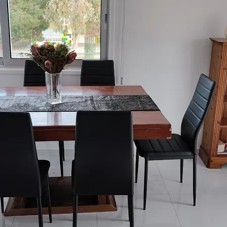 Ellas Modern Duplex Center